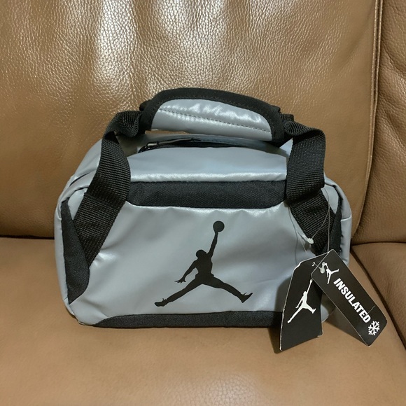 Insulated lunch box (Jumpman )